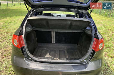 Хэтчбек Chevrolet Lacetti 2005 в 