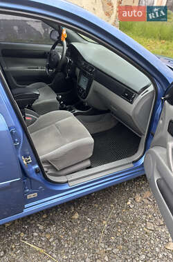 Седан Chevrolet Lacetti 2004 в 