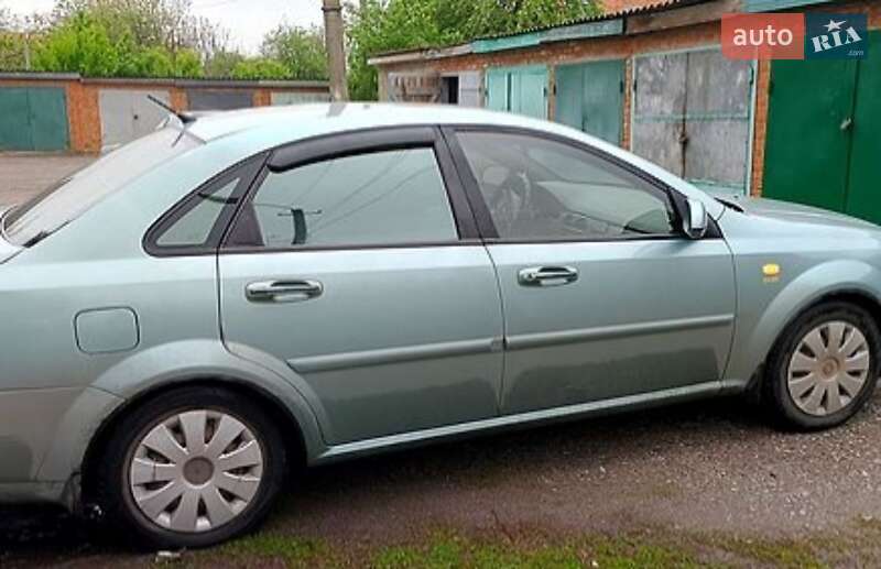 Седан Chevrolet Lacetti 2006 в Полтаве