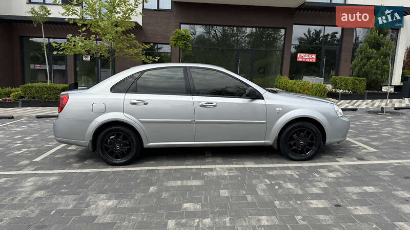 Седан Chevrolet Lacetti 2007 в Ужгороде