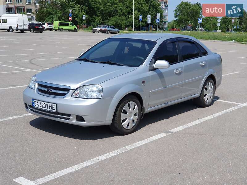 Chevrolet Lacetti 2011
