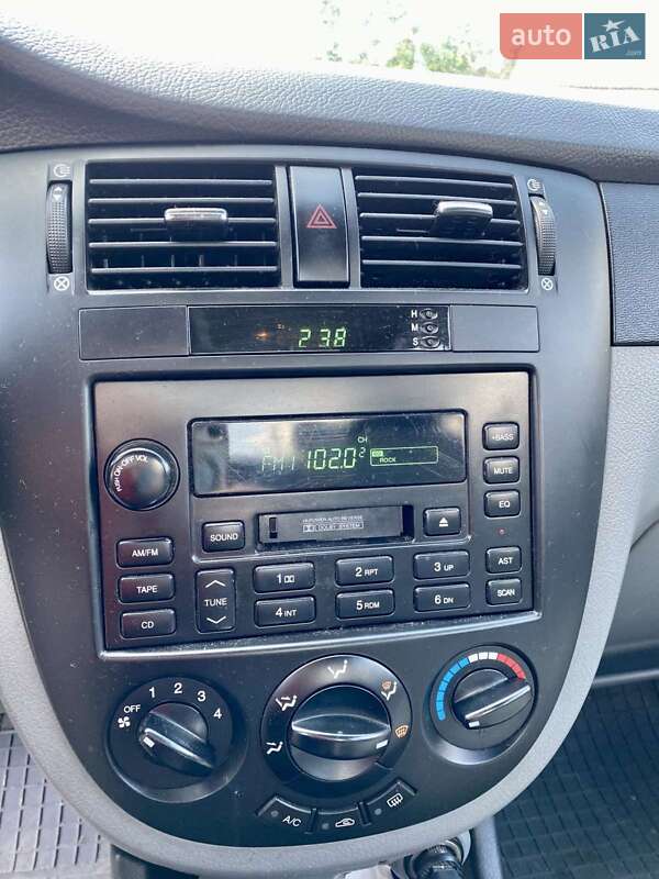 Седан Chevrolet Lacetti 2005 в Дніпрі