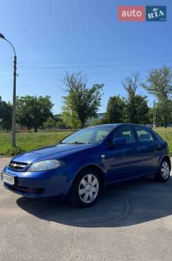 Хэтчбек Chevrolet Lacetti 2005 в Кропивницком