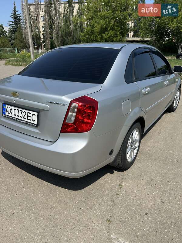 Седан Chevrolet Lacetti 2011 в Харькове