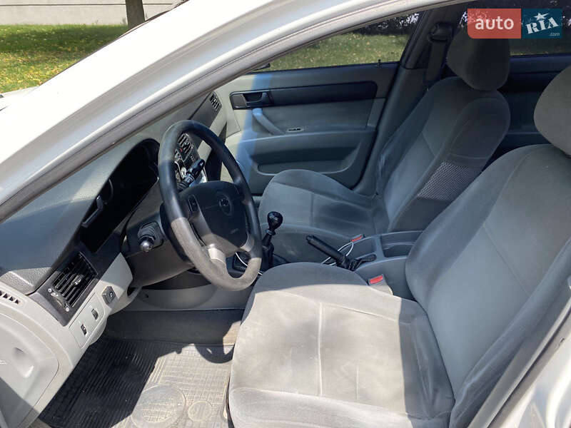 Седан Chevrolet Lacetti 2005 в Києві