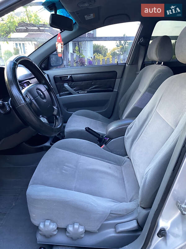 Седан Chevrolet Lacetti 2007 в Борщеве фото 32 Седан Chevrolet Lacetti 2007 в Борщеве
