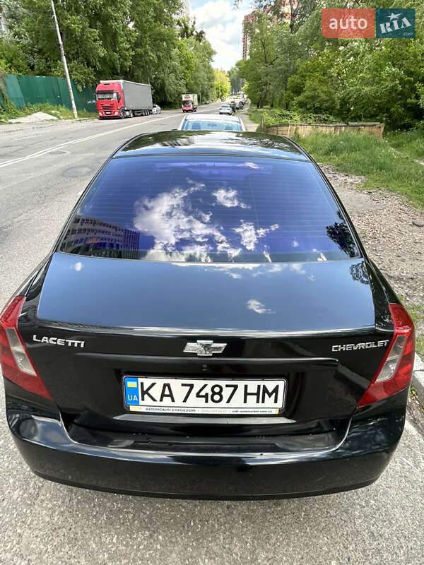 Седан Chevrolet Lacetti 2006 в Киеве