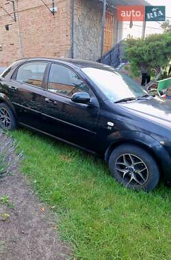 Хэтчбек Chevrolet Lacetti 2006 в 