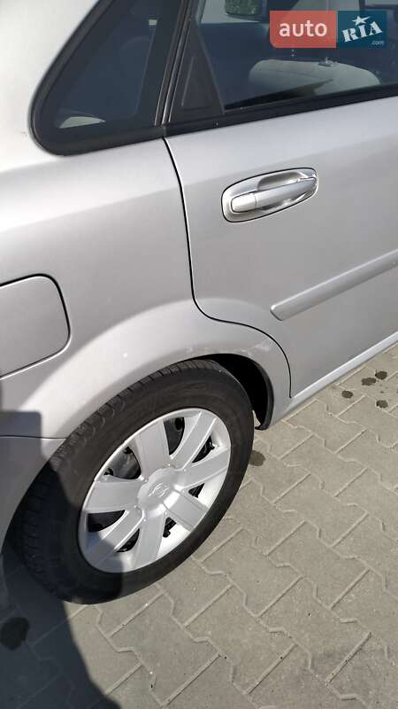 Седан Chevrolet Lacetti 2009 в Киеве