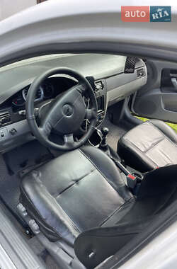Седан Chevrolet Lacetti 2012 в 