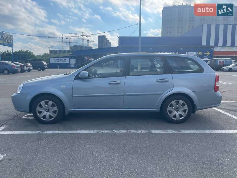 Універсал Chevrolet Lacetti 2010 в Києві
