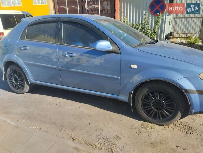Хэтчбек Chevrolet Lacetti 2006 в Львове