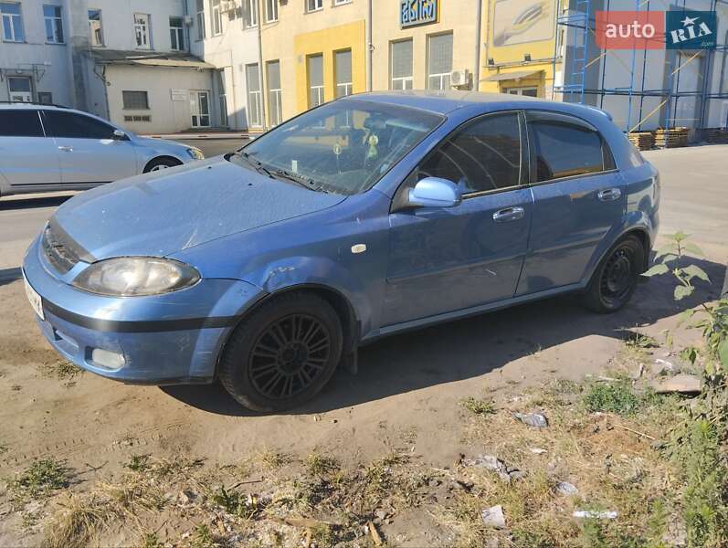 Хэтчбек Chevrolet Lacetti 2006 в Львове