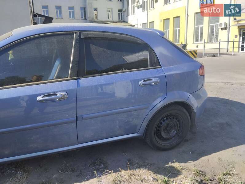 Хэтчбек Chevrolet Lacetti 2006 в Львове