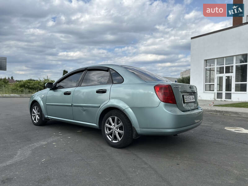 Седан Chevrolet Lacetti 2006 в Киеве