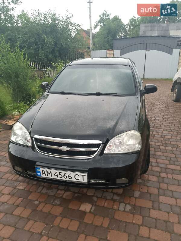 Седан Chevrolet Lacetti 2007 в Пулинах