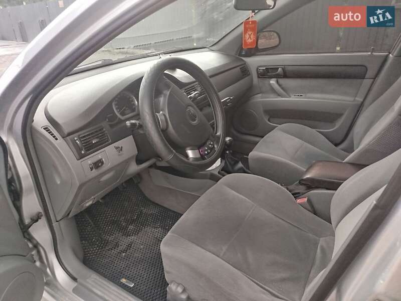 Седан Chevrolet Lacetti 2005 в Хмельницькому