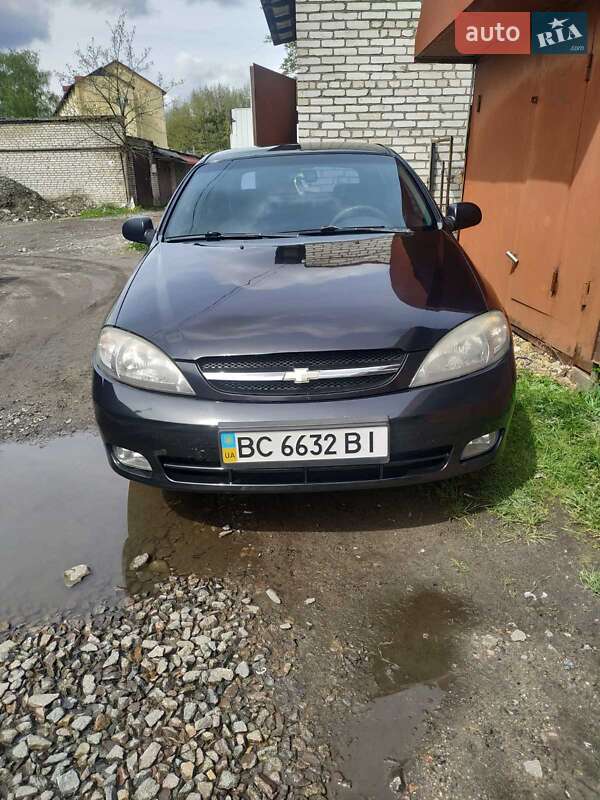 Хэтчбек Chevrolet Lacetti 2005 в Львове фото 2 Хэтчбек Chevrolet Lacetti 2005 в Львове