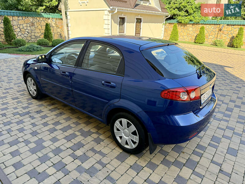 Хетчбек Chevrolet Lacetti 2006 в Могилів-Подільському
