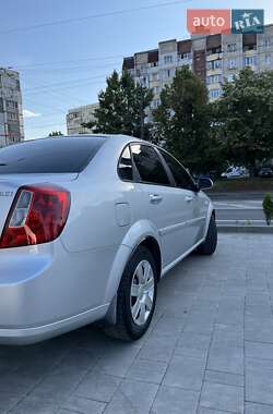 Седан Chevrolet Lacetti 2011 в Ивано-Франковске