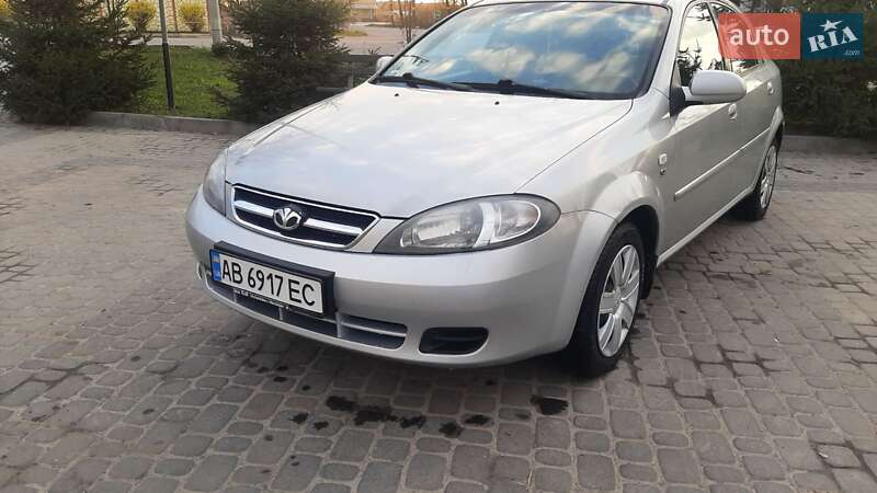 Хэтчбек Chevrolet Lacetti 2004 в Гнивани фото Хэтчбек Chevrolet Lacetti 2004 в Гнивани