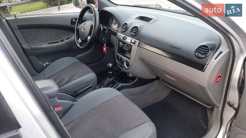 Хэтчбек Chevrolet Lacetti 2004 в Гнивани фото 26 Хэтчбек Chevrolet Lacetti 2004 в Гнивани