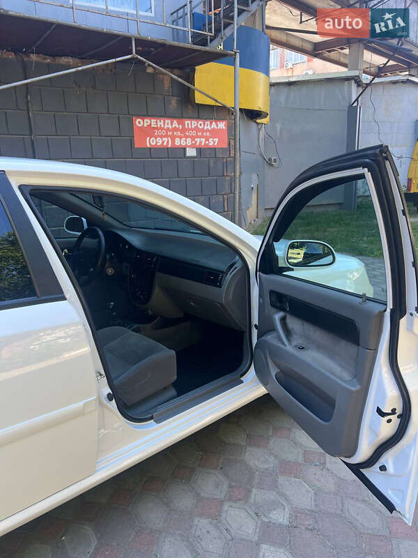 Седан Chevrolet Lacetti 2012 в Харькове