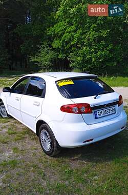 Хэтчбек Chevrolet Lacetti 2010 в Бердичеве
