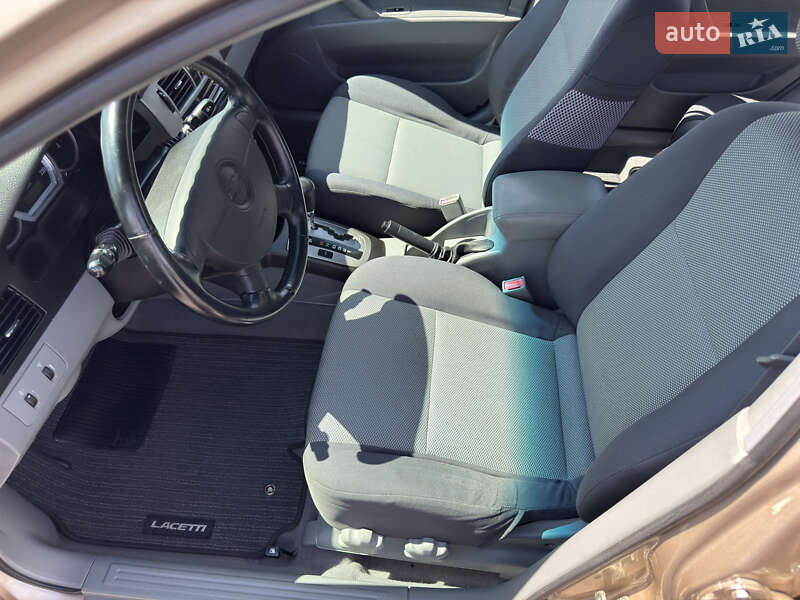 Седан Chevrolet Lacetti 2008 в Радивилове