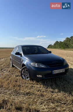 Хэтчбек Chevrolet Lacetti 2007 в Новоукраинке