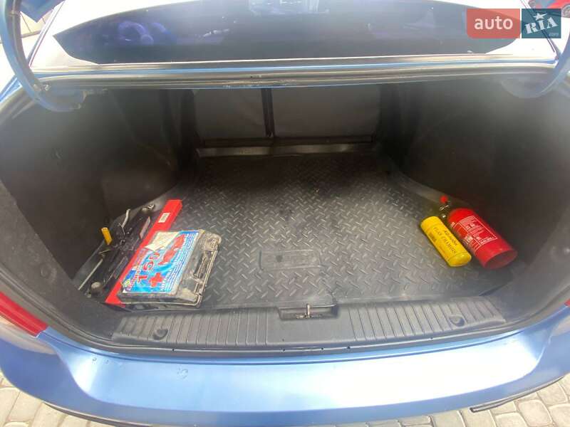 Седан Chevrolet Lacetti 2006 в Баре фото 14 Седан Chevrolet Lacetti 2006 в Баре