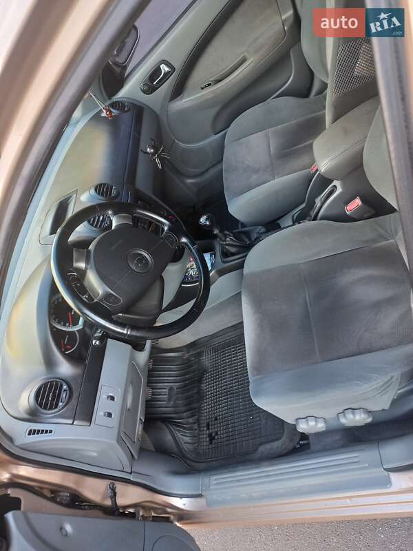 Универсал Chevrolet Lacetti 2007 в Киеве