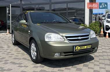Седан Chevrolet Lacetti 2004 в Мукачевому