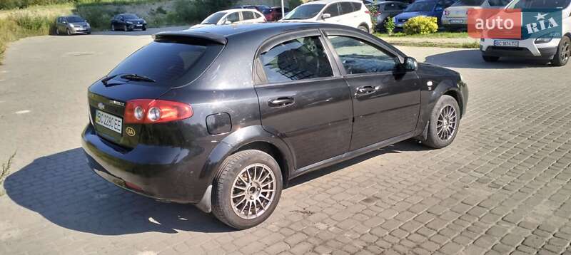 Хэтчбек Chevrolet Lacetti 2007 в Львове