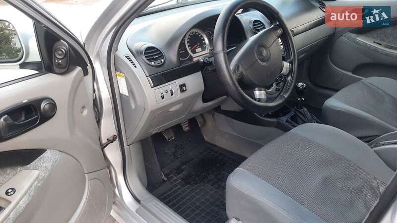 Хэтчбек Chevrolet Lacetti 2004 в Гнивани фото 7 Хэтчбек Chevrolet Lacetti 2004 в Гнивани