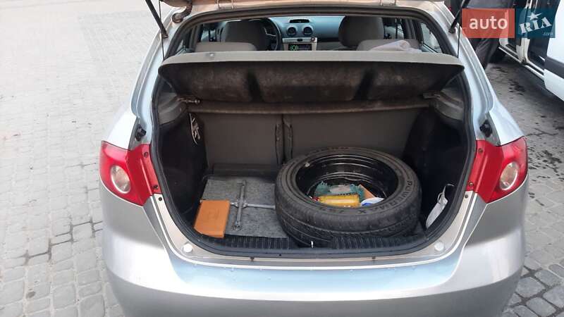 Хэтчбек Chevrolet Lacetti 2004 в Гнивани фото 11 Хэтчбек Chevrolet Lacetti 2004 в Гнивани