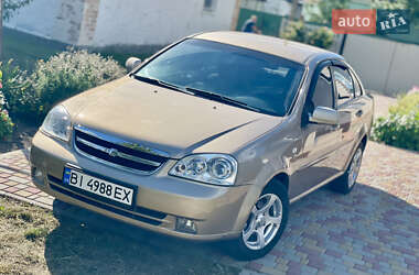 Седан Chevrolet Lacetti 2005 в Полтаве