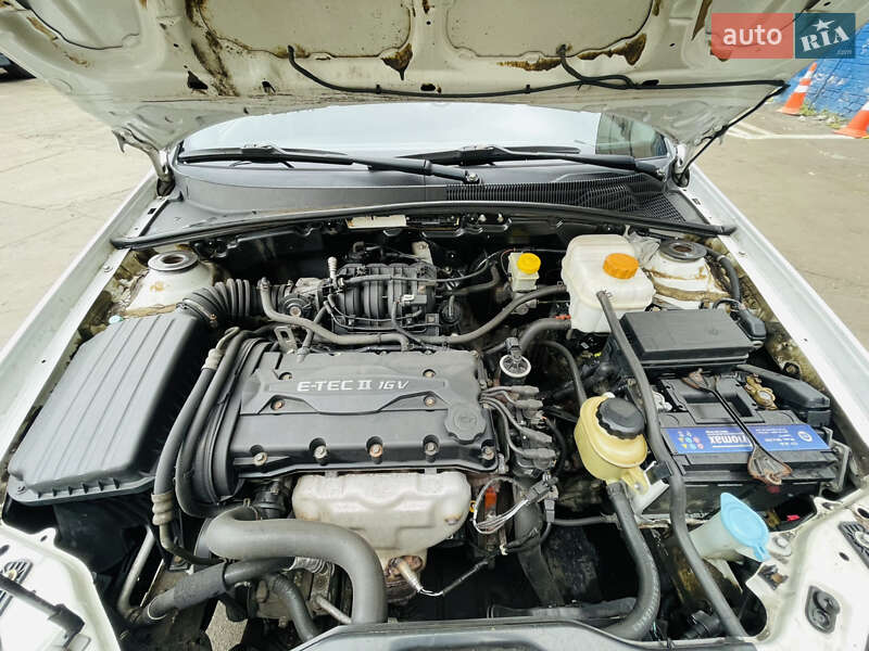 Седан Chevrolet Lacetti 2011 в Киеве