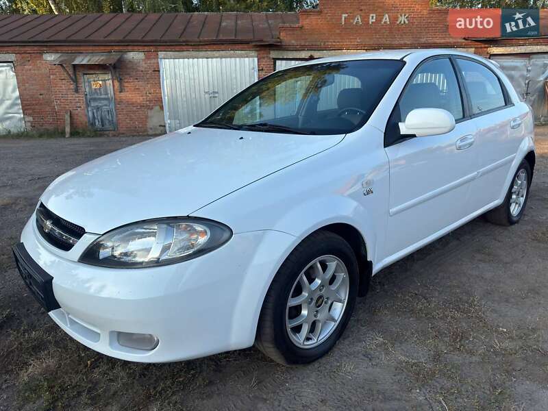 Хэтчбек Chevrolet Lacetti 2009 в Ахтырке