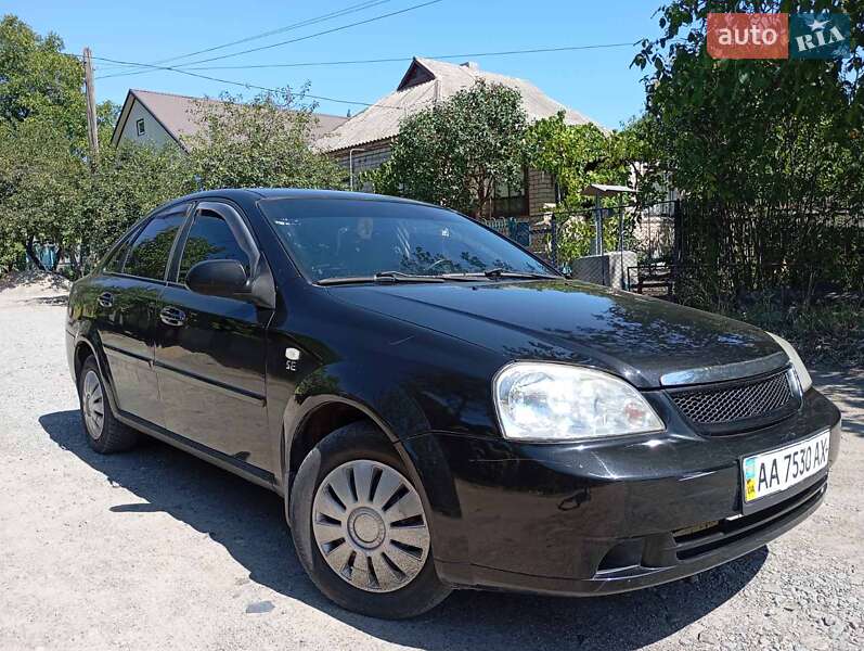 Седан Chevrolet Lacetti 2005 в Первомайську