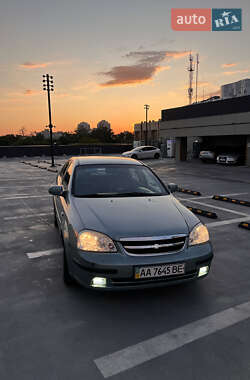 Седан Chevrolet Lacetti 2005 в Киеве