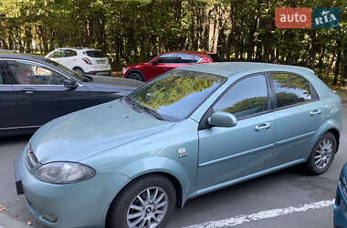 Хетчбек Chevrolet Lacetti 2006 в Миколаєві
