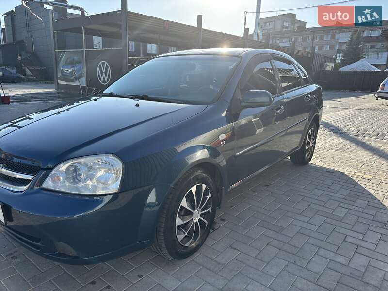 Седан Chevrolet Lacetti 2008 в Шепетівці