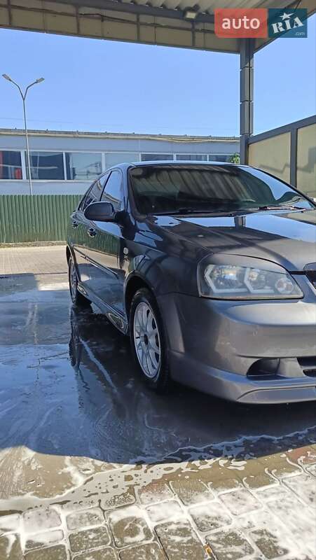 Chevrolet Lacetti 2012