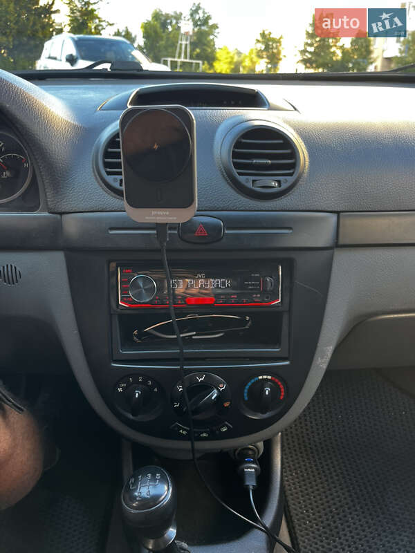 Хэтчбек Chevrolet Lacetti 2008 в Буче