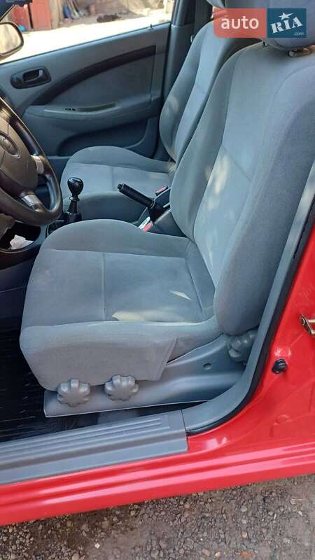 Хетчбек Chevrolet Lacetti 2006 в Хмельницькому фото 12 Хетчбек Chevrolet Lacetti 2006 в Хмельницькому
