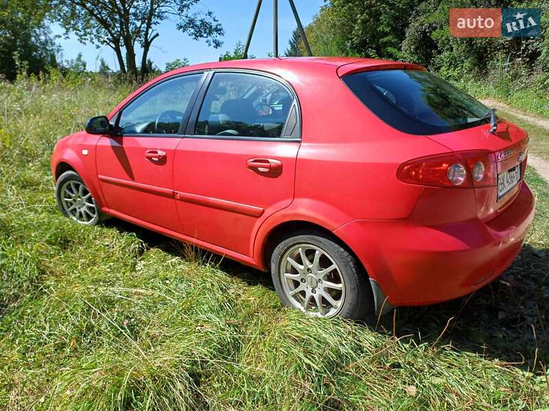 Хетчбек Chevrolet Lacetti 2006 в Хмельницькому фото 19 Хетчбек Chevrolet Lacetti 2006 в Хмельницькому