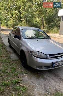 Хэтчбек Chevrolet Lacetti 2005 в Киеве