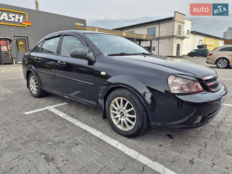 Седан Chevrolet Lacetti 2006 в Виннице