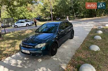 Хэтчбек Chevrolet Lacetti 2008 в 